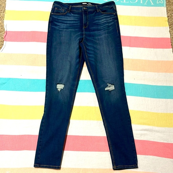Old Navy slightly distressed Rockstar super skinny high rise jeans size 16 tall. - Picture 1 of 14